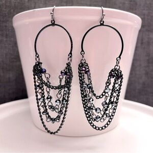 🌸3/$25 Vera Wang Gunmetal and Jeweled Beaded Black Dangle Chain Long Earrings